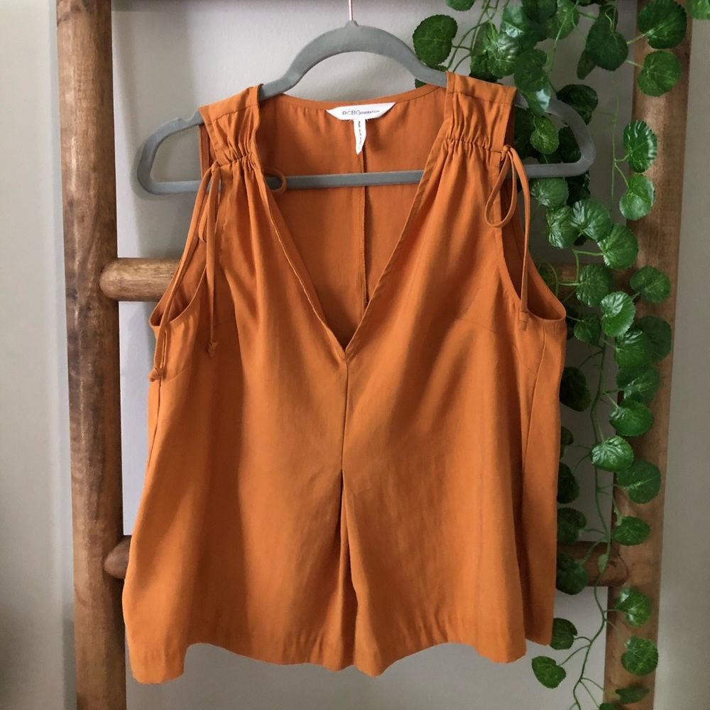 BCBGeneration V-Neck Tie Sleeve Tank